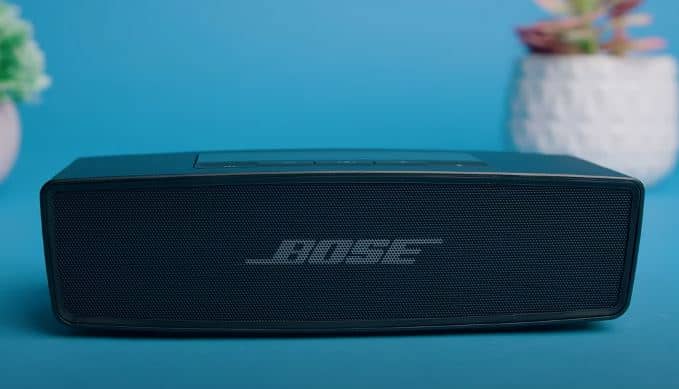 Bose SoundLink Mini Not Charging? Here's How It! wikipedia for speakers